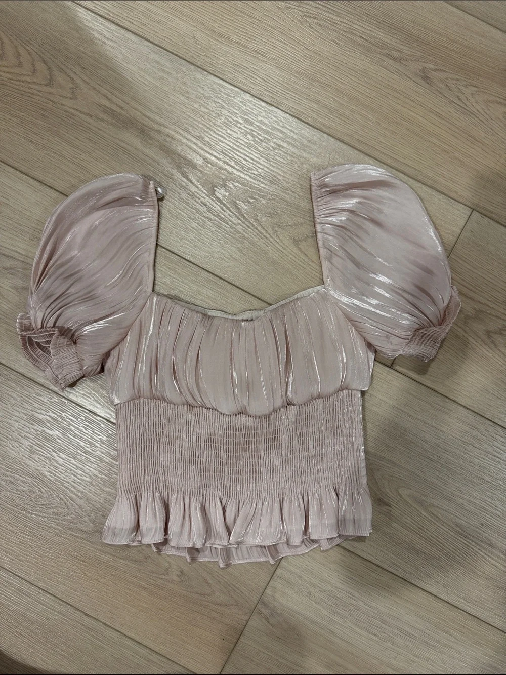 ASTR Women's Puff Sleeve Smocked Top - Blush Pink